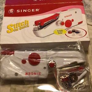 SINGER  Stitch Sew Quick Portable Mending Machine